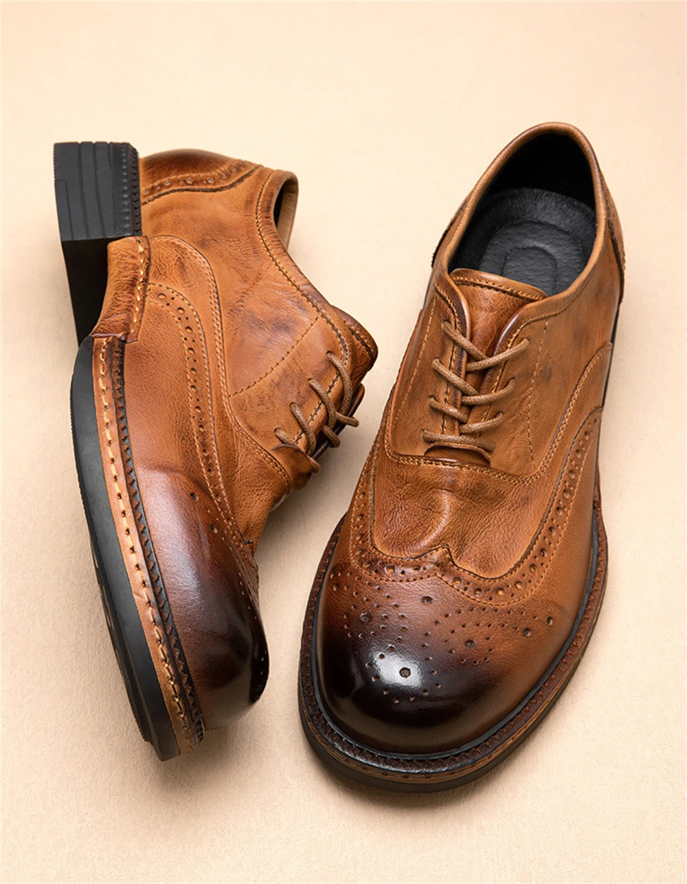 Zapatos Vintage de cuero genuino para hombre, zapatos de alta calidad, vestido Formal clásico de lujo para hombre, zapato clásico elegante italiano de Cuero de vaca negro