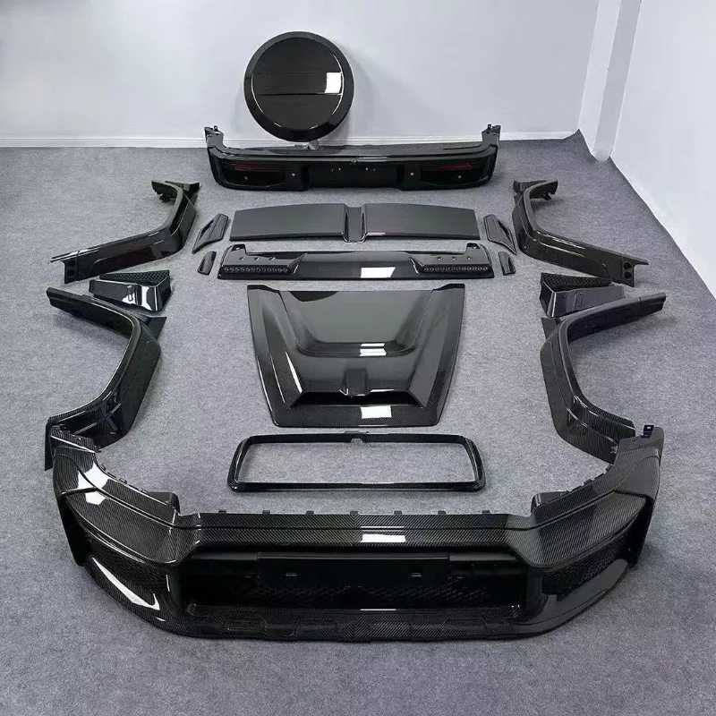 2025+ G-Class W465 B800 Dry Carbon Fiber Full Set Body Kit Front Bumper Mud Guards Ventilation Slits Rear Diffuser