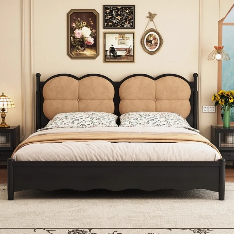 Solid Wood Frame Black Bed Four Leaf Clover Shaped Headboard Backrest French Retro Style Furniture Bedroom Bed 2 People High-end