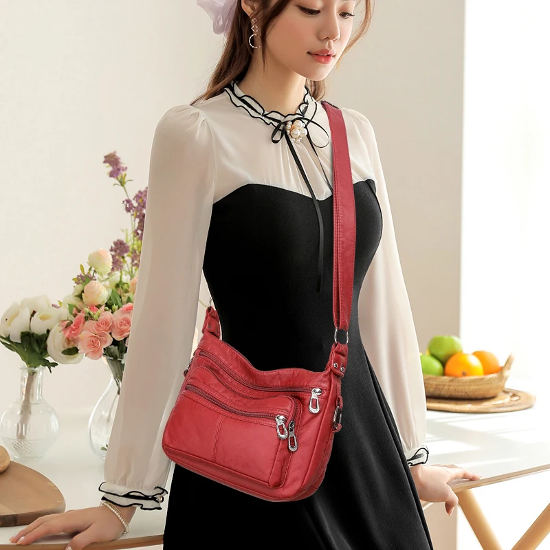 Women Bag 2023 New Fashion Middle-aged Handbag Multi-pocket Practical Messenger Vintage Shoulder Bag Hobos Trend Crossbody Pack