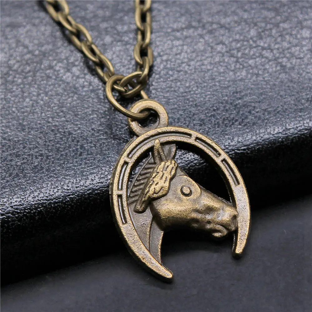 Sejuani Horse Head And Horseshoe Pendant Woman Chains Jewelry For Men Handmade 43cm Chain Length