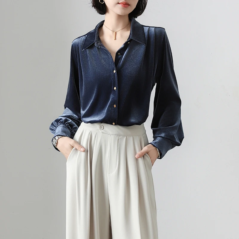 Camicie in velluto alla moda Donna Autunno Inverno Top basic Vintage stile coreano Office Lady Manica lunga Bottone con risvolto Elegante camicetta dolce