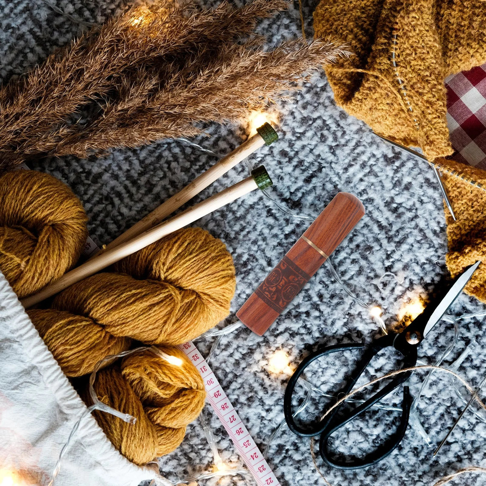 

2Pcs Portable Sewing Needle Box Safety Holder for Knitting Needles Cross Stitch Pins Compact Organizer Great Gift Idea