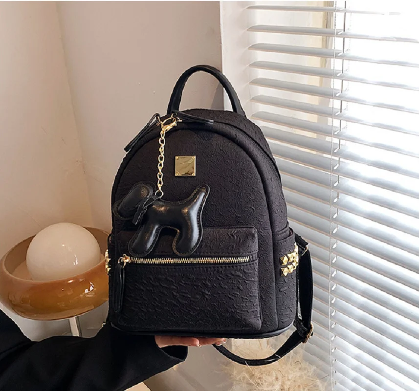 New Luxury Designer High Quality Leather Backpacks Women Travel Shoulder Bags Fashion Rivet Backpack For Girls School Bag