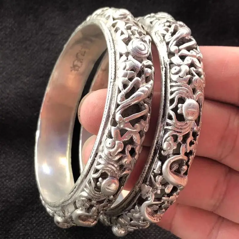 Vintage White Copper -Plated Hollow , Black Tibetan Bracelet, Miao Silver Jewelry, Hand Accessory