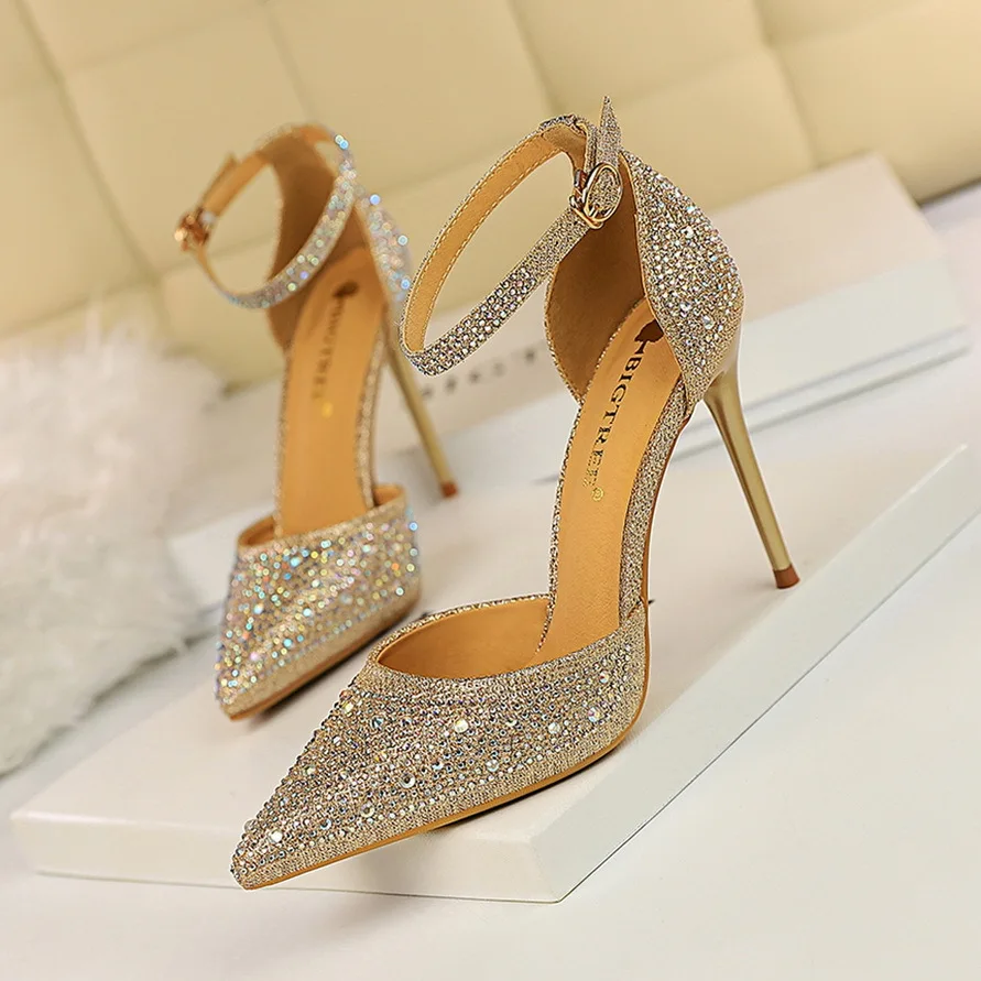 

Korean Version Shiny Rhinestones High Heels Shoes Women Pumps Stiletto Sweet Heels Hollow Wedding Sandals 10 Cm Nightclub 283-16