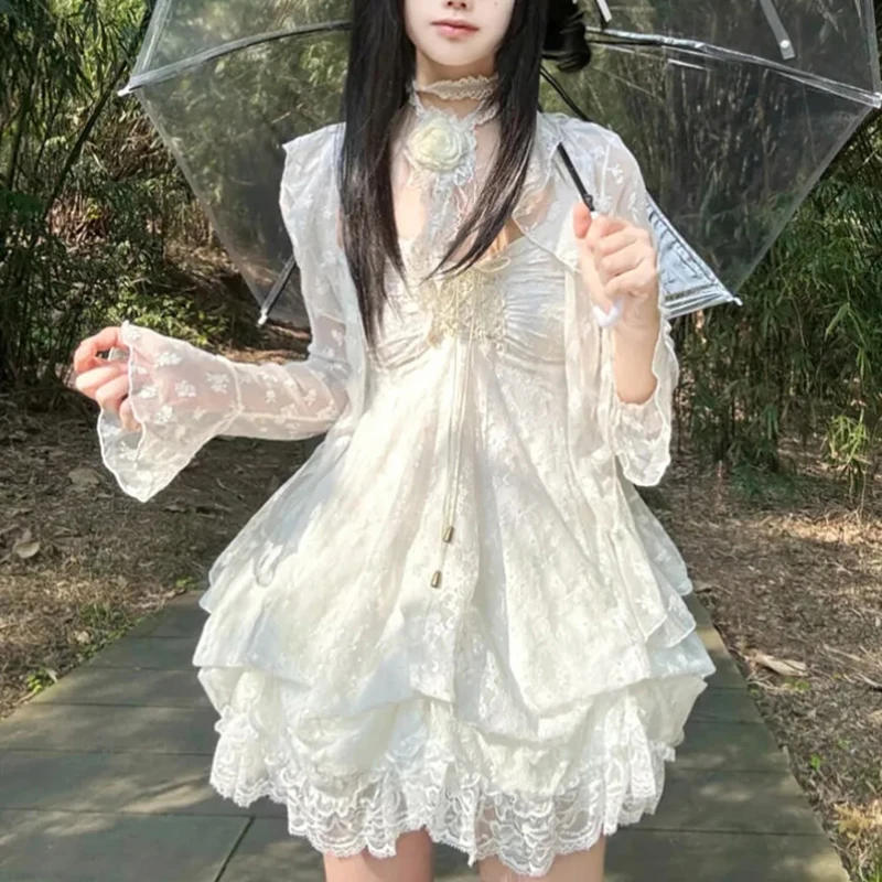 ลูกไม้ Sweetheart สีขาว Camis ฤดูร้อนญี่ปุ่นชุดมินิแขนกุด Ruffled Pod Drawstring ชุดราตรี Vestidos