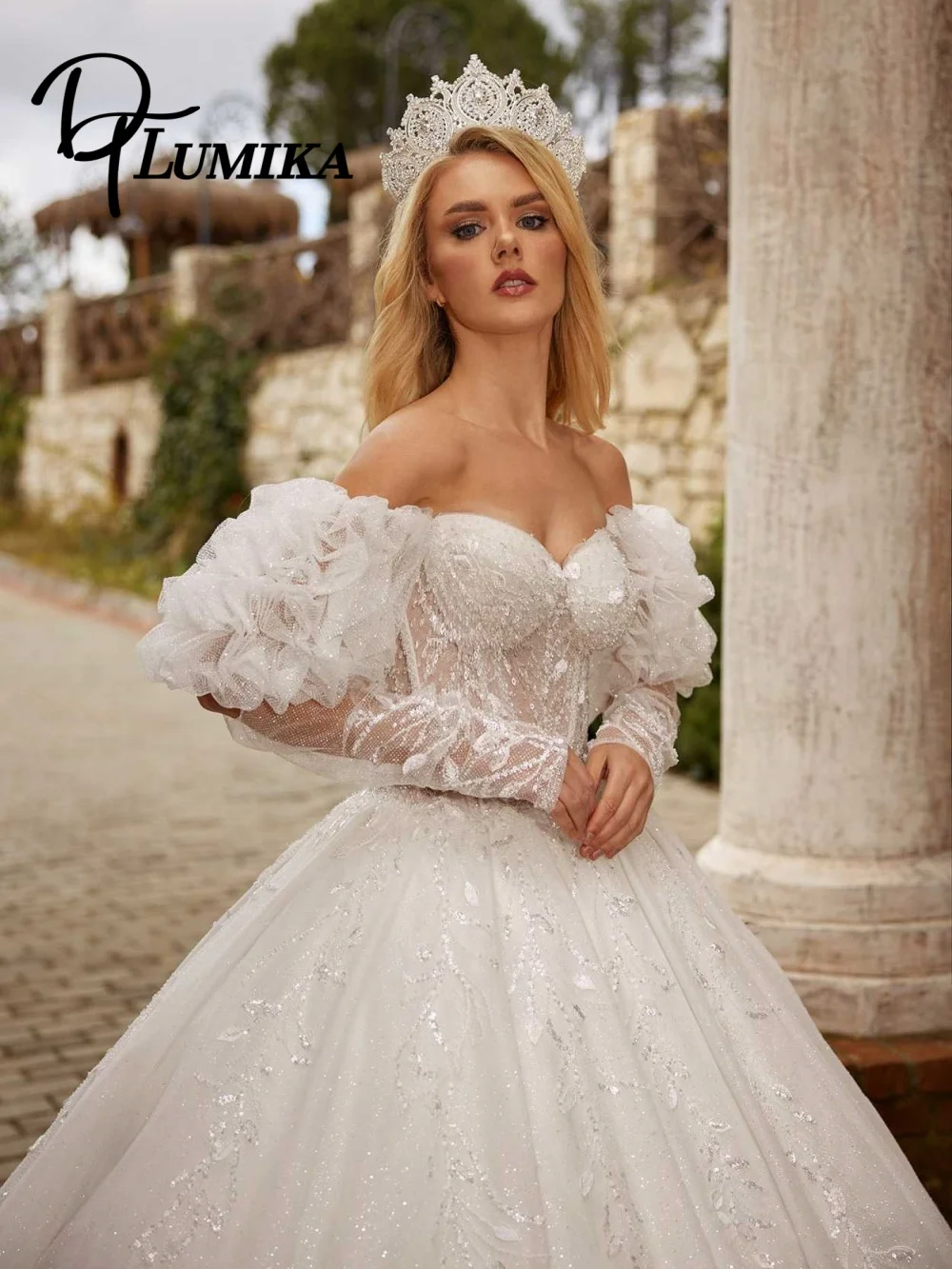 

Elegant Beaded Wedding Dress Romantic Sweetheart Bridal Gown Classic A-Line Appliqued Floor-Length Wedding Gown Customized