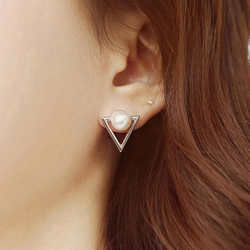 Small Triangle Stud Earrings for Women Imitation Pearl Tiny Earrings Korean Fashion Ear Jewelry Sweet Cute Ear Accessories