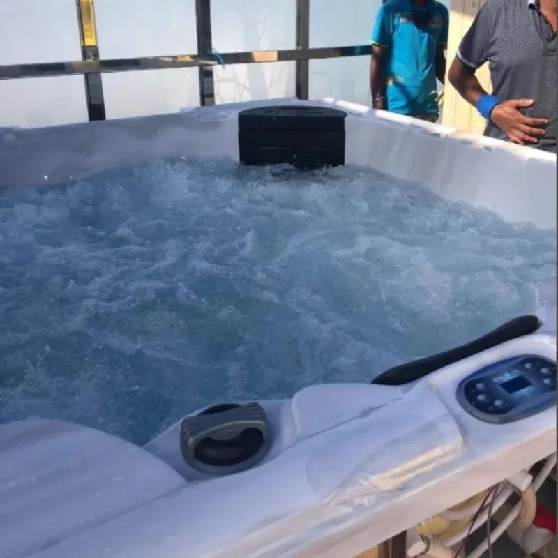 

Outdoor Spa Free Stand Spa Bathtubs With Waterproof Tv Sexy Massage Spa Wholesale