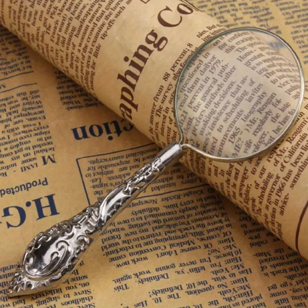 1pc Ultra-Portable Pocket Tool 5X Metal Handheld Magnifier Exquisite Carved Delicate Pattern for Reading books,Newspapers