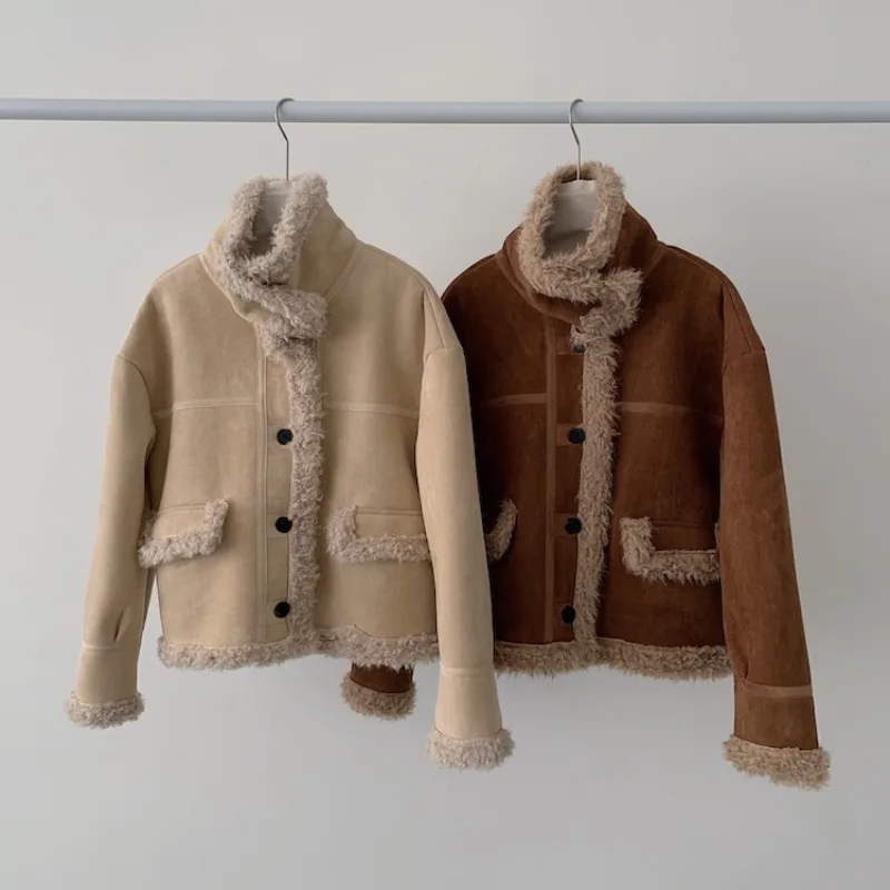 Chic Ort Pelz Leder Damen Jaet Vintage High-End Feel Neuankömmling Faionable Vielseitiges Matten-Design Knopfverschluss