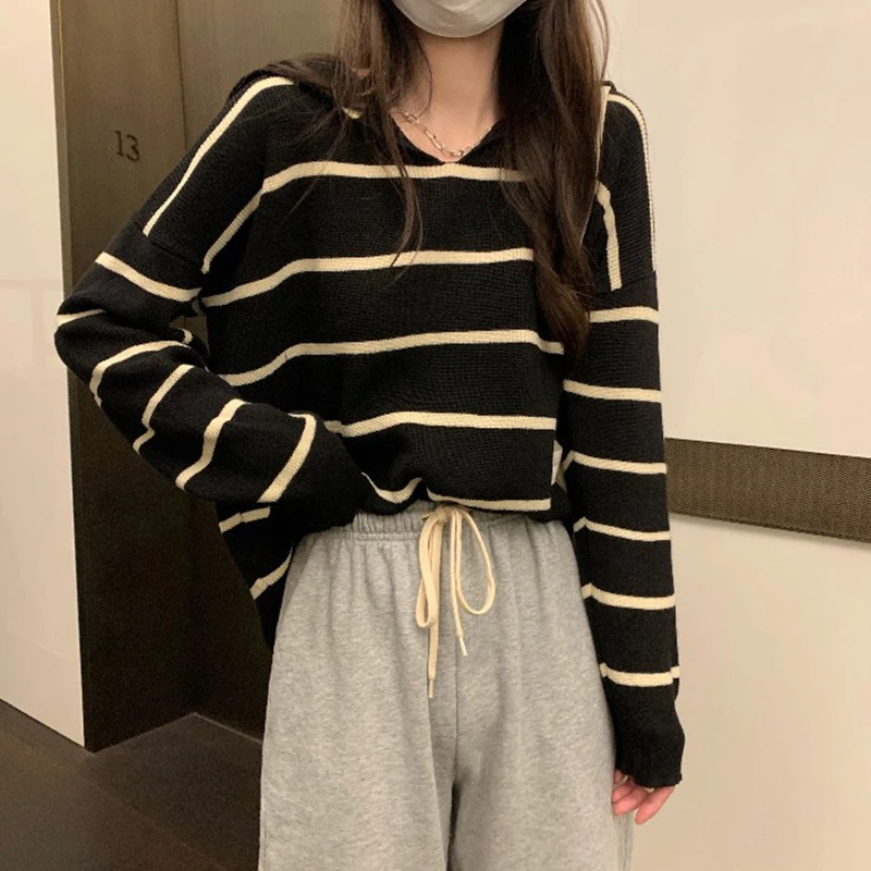 

Autumn Winter New Striped Sweater Woman O-Neck Pullover Casual Knitted Lazy Style Chic Retro Top 2023