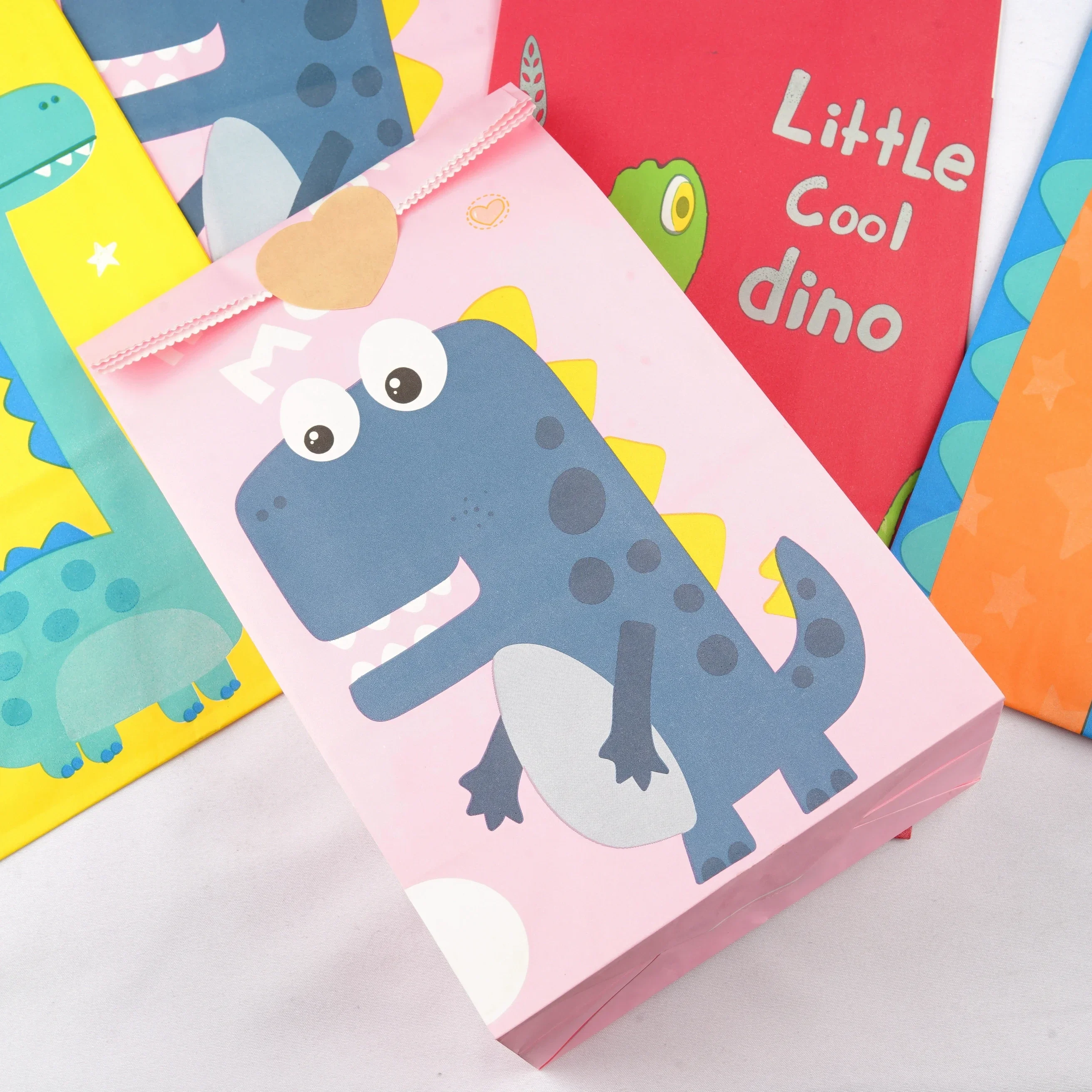 Cartoon Dinosaur Gift Bags Candy Child Cute Dino Candy Bags For Boy Kids Birthday Party Decoration 12Pcs