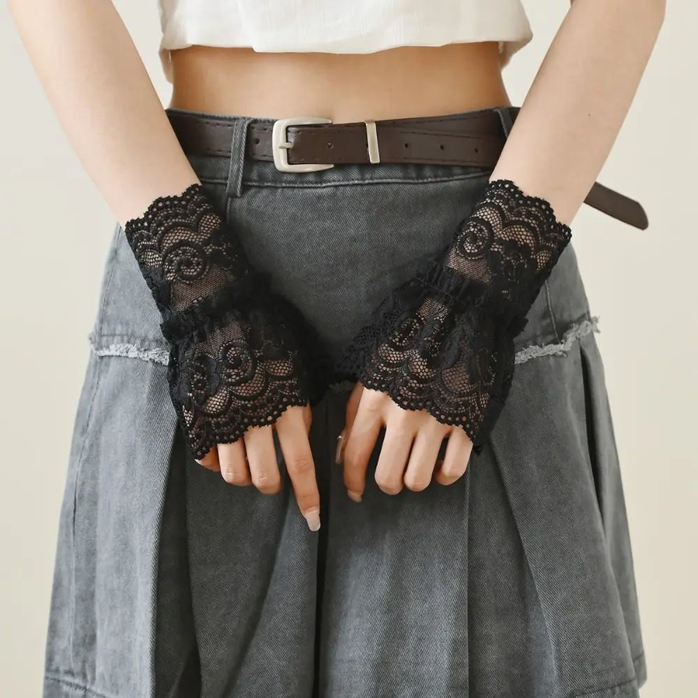

New Detachable Fake Cuff Hollow-out White Black False Sleeve Cuffs Wrist Cuff