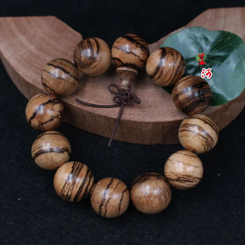 

Wholesale Vietnamese Agarwood（White）Buddhist Prayer Beads Bracelet Wooden Buddhist Prayer Beads Bracelet Handicraft Factory Dire