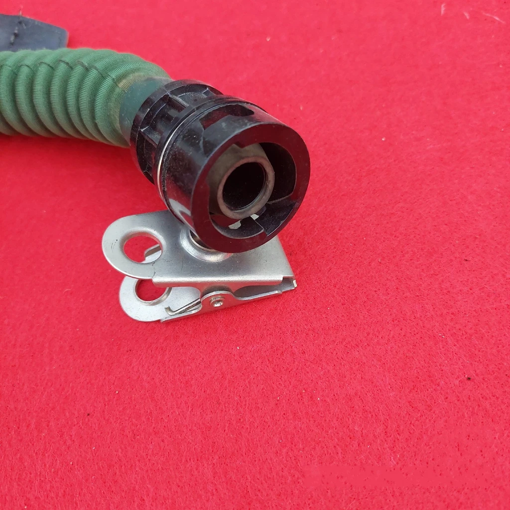 الفائض العسكري الأصلي الأصلي الصيني عالي الارتفاع المقاتل الطيار نمط 6502 قناع الأكسجين