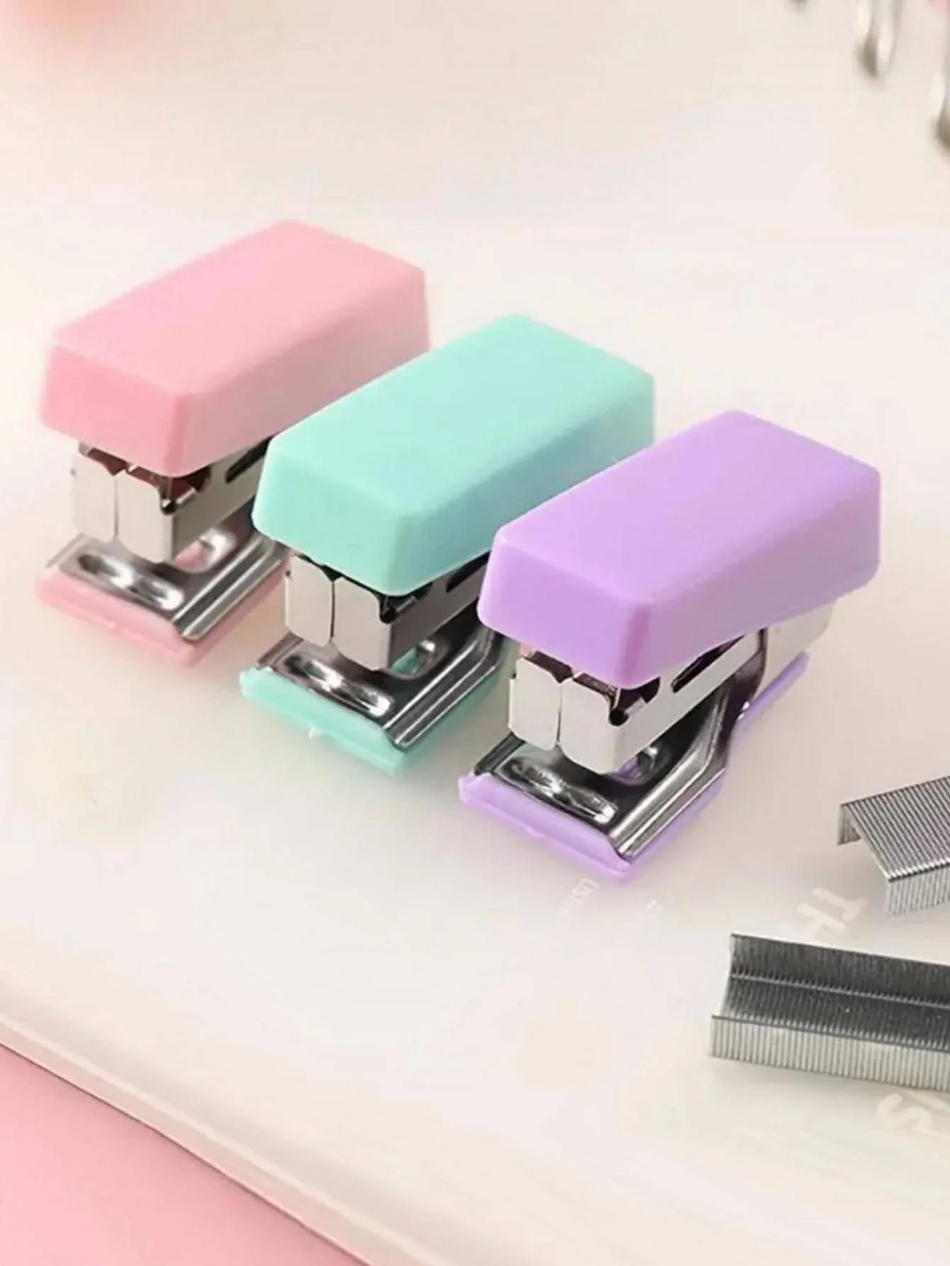 1PC Macaron Color Mini Stapler Set Cute Portable Small Size Stationery 3 Colors Optional for Office Supplies