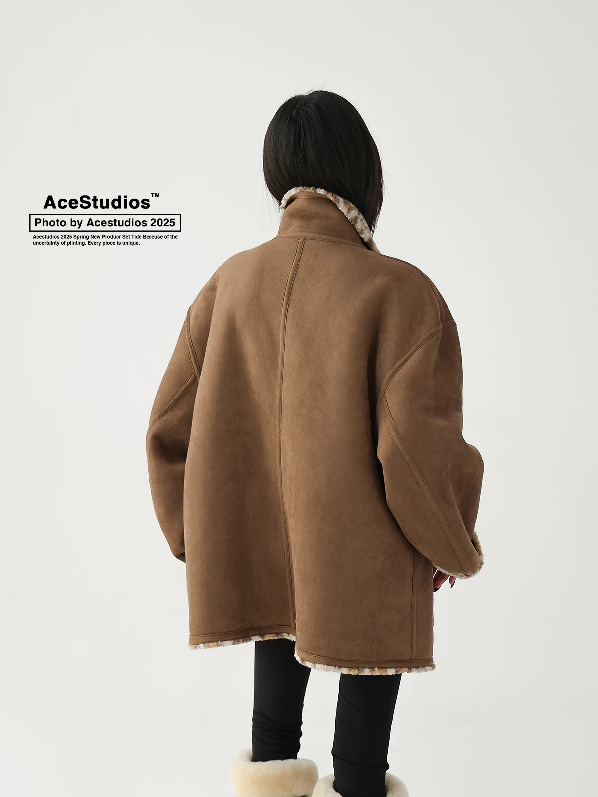 AceStudios Giacca in Pelle Scamosciata con Stampa Leopardata e Dettagli Colorati in Stile Retrò Americano, Cappotto in Pelliccia d'Agnello, Cappotto Lungo Imbottito