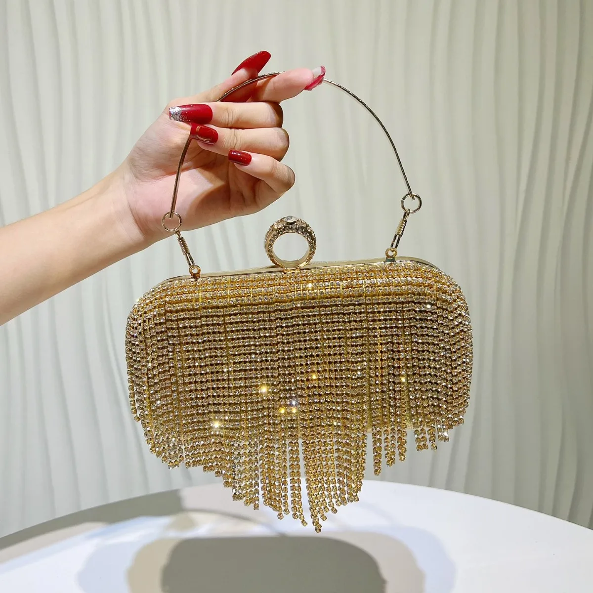 Diamond Embedded Tassel Evening Bag Women's Handbag Party Clutch Bag Cross-Border Style Fashionable Chain Lock Buckle 2026 Gift