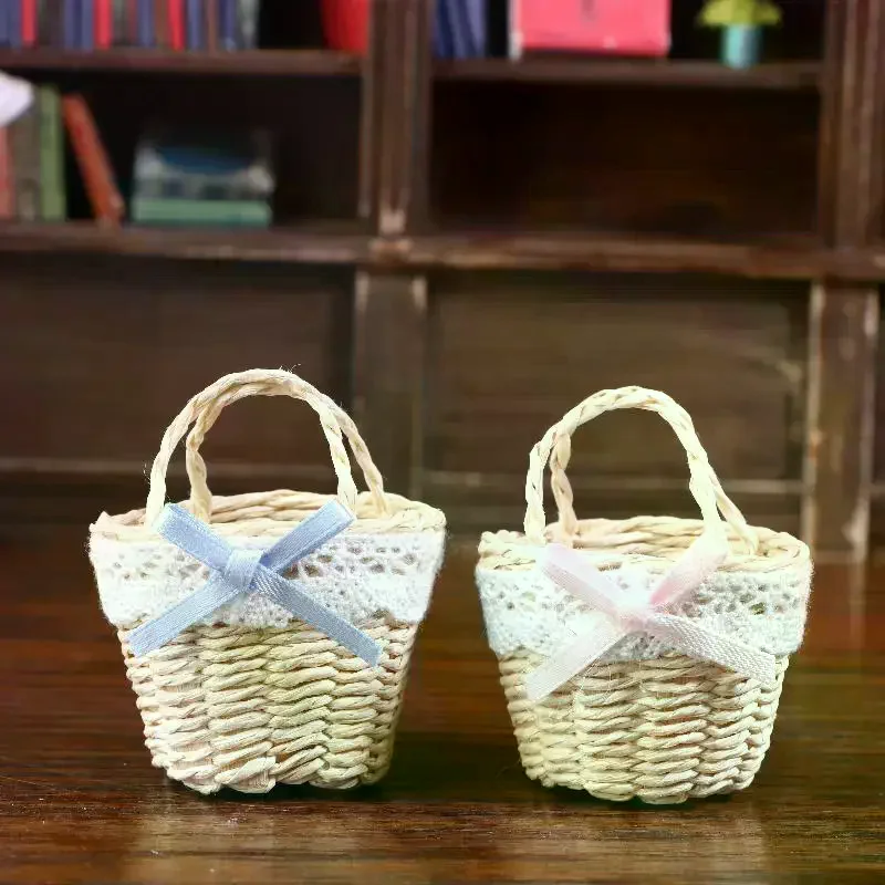 Akcesoria do kuchni dla domku dla lalek Dekoracja domku dla lalek Zabawki do zabawy w udawanie Zabawki dla lalek 1/12 Dom dla lalek Uroczy mini koszyk z rattanu Model