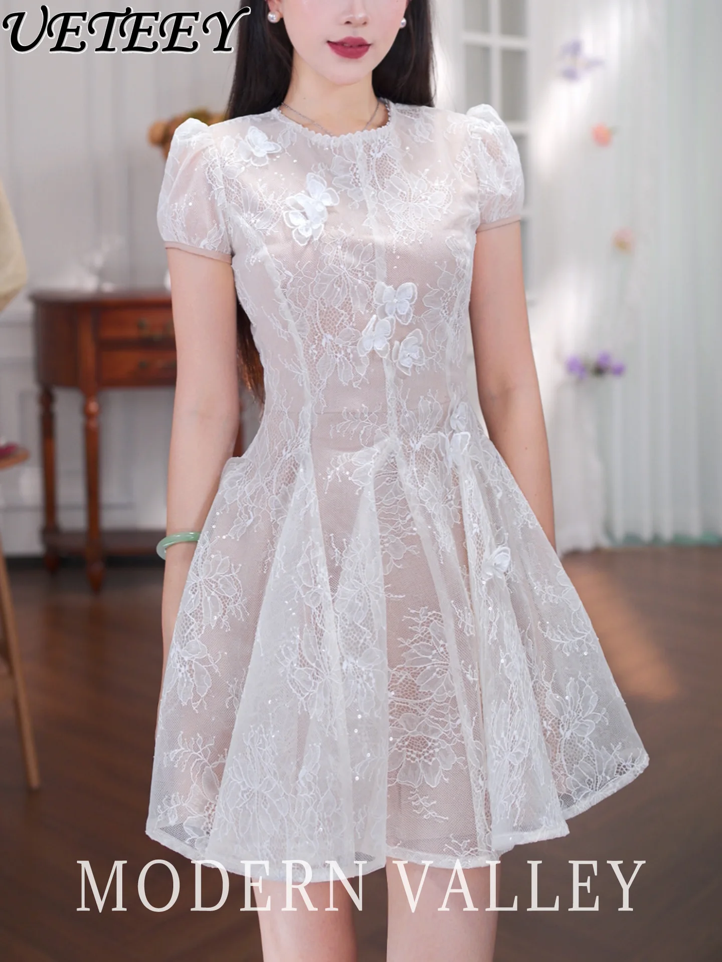 สไตล์ฝรั่งเศส Socialite Design ลูกไม้สามมิติผีเสื้อ Elegant ชุดเดรสสั้นเอวสูง SLIM FIT พัฟแขนสั้นชุด