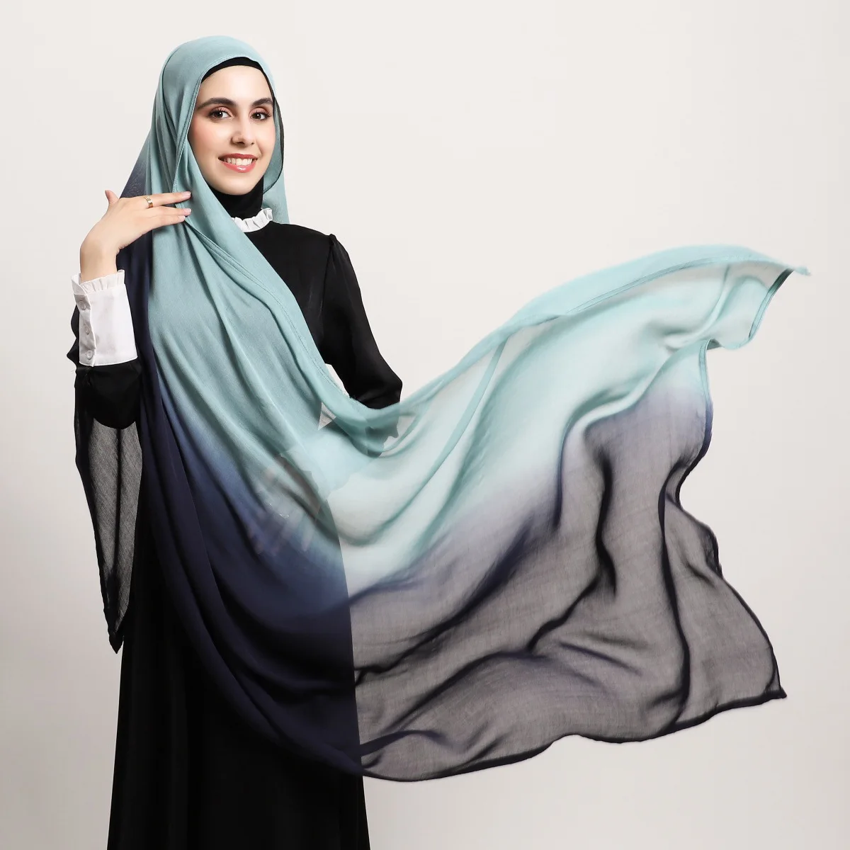 10 اللون عالية الجودة المرأة التدرج القطن مشروط رايون الحجاب وشاح سيدة رمضان يلتف شالات عقال إسلامي الأوشحة الإسلامية #3