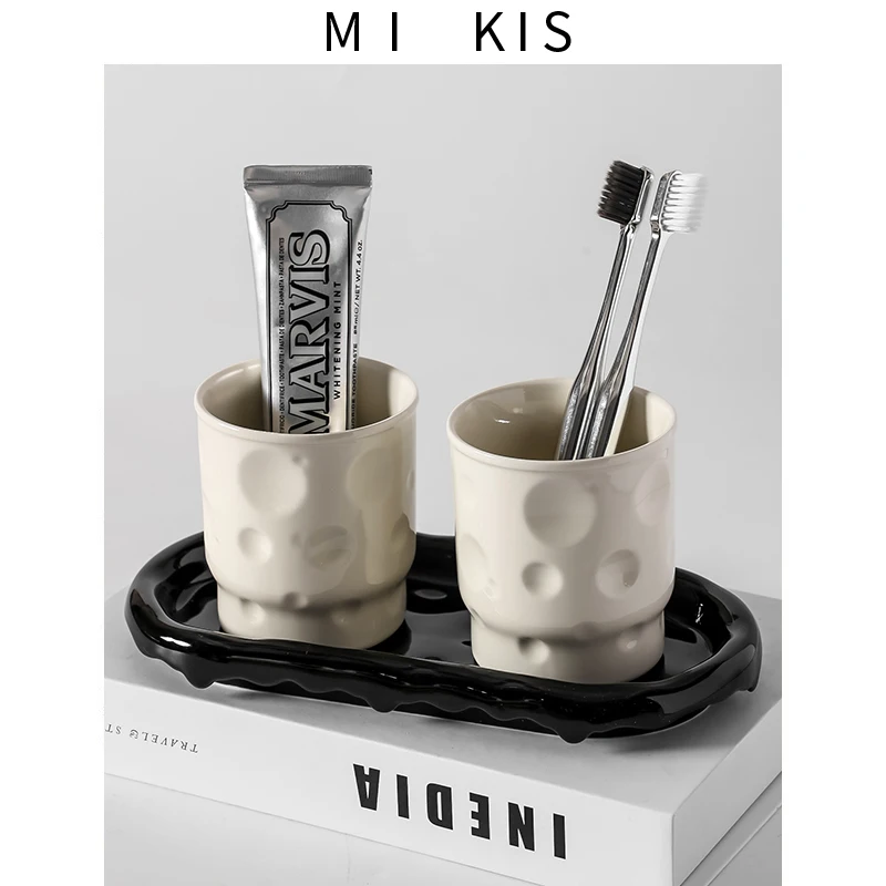 Luxury Ceramic Toothbrush Cups for Couples Wedding Gift Anti-Leak Design Bathroom Essential Creative Home Cleaning Tools