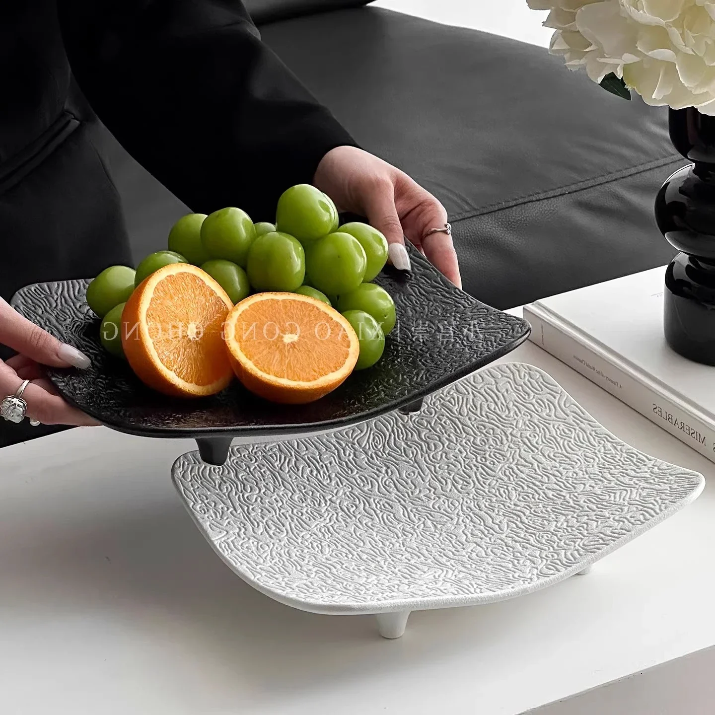 Ceramic High-legged Tray Water Ripples Candy Bowl Fruit Platter Desktop Storage Container Fruit Platter Dessert Plate