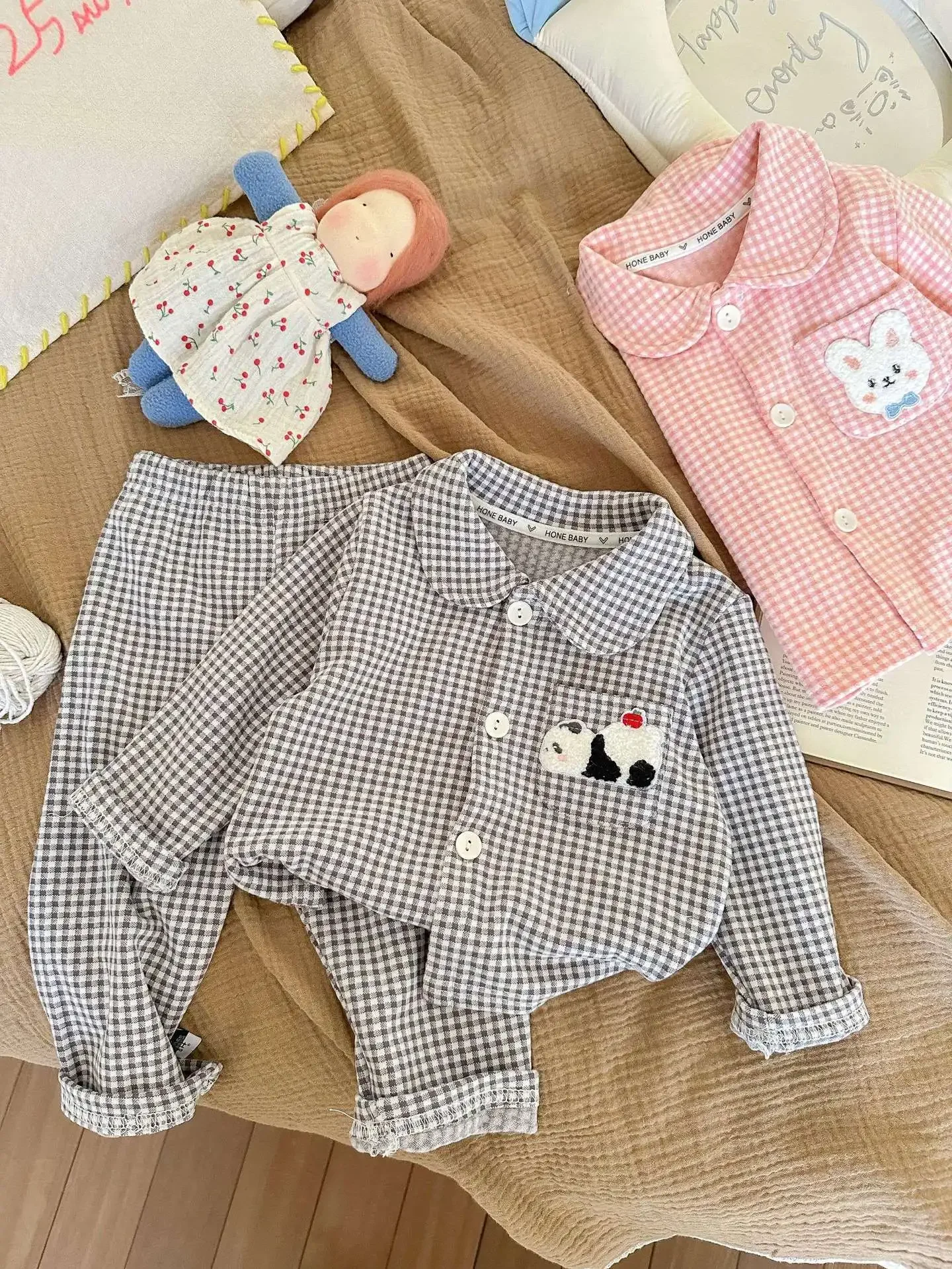 2026 Herbst-Pyjama-Set für Kinder, Lässiges Kariertes Langarm-Hemd mit Revers und Hose, Jugend-Schlafanzug-Bekleidungsset – Detail 23