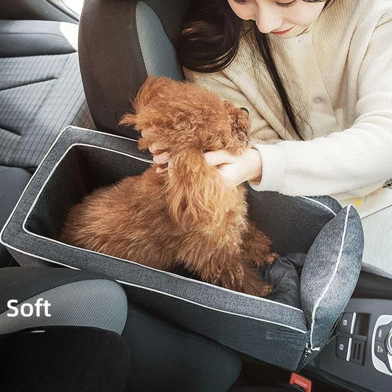 Dog Car Seats for Pets for Outdoor Travel Are Safe Comfortable The Front Seats of The Car Are Small and Medium-sized Dogs Cats