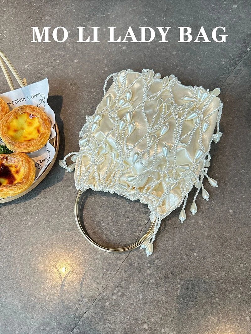 

Luxury Design Irregular Fringe Silk Satin Underarm Bag Women's Hand Woven Beaded Pearl Evening Bag Party Wedding Clutches Female