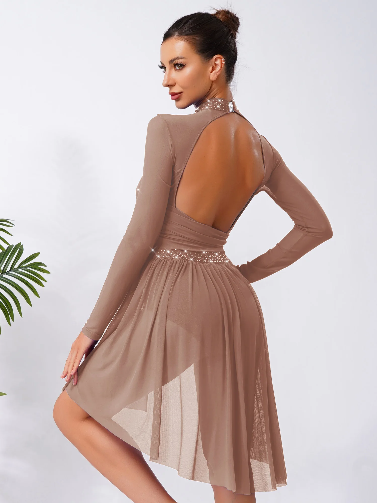 Abito da ballo da donna Costumi di scena di danza lirica moderna contemporanea Abito body senza schienale con strass scintillanti a maniche lunghe