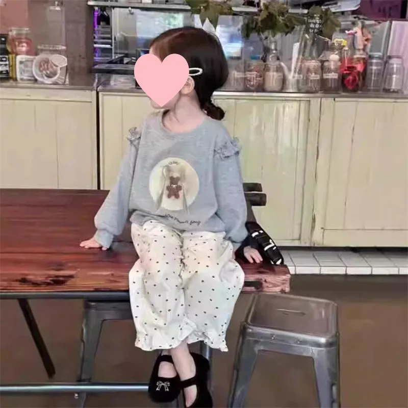 

TOY-Girls' Autumn Outfit Cute Bear Sweatshirt Polka Dot Trim Straight Pants Two-Piece Set