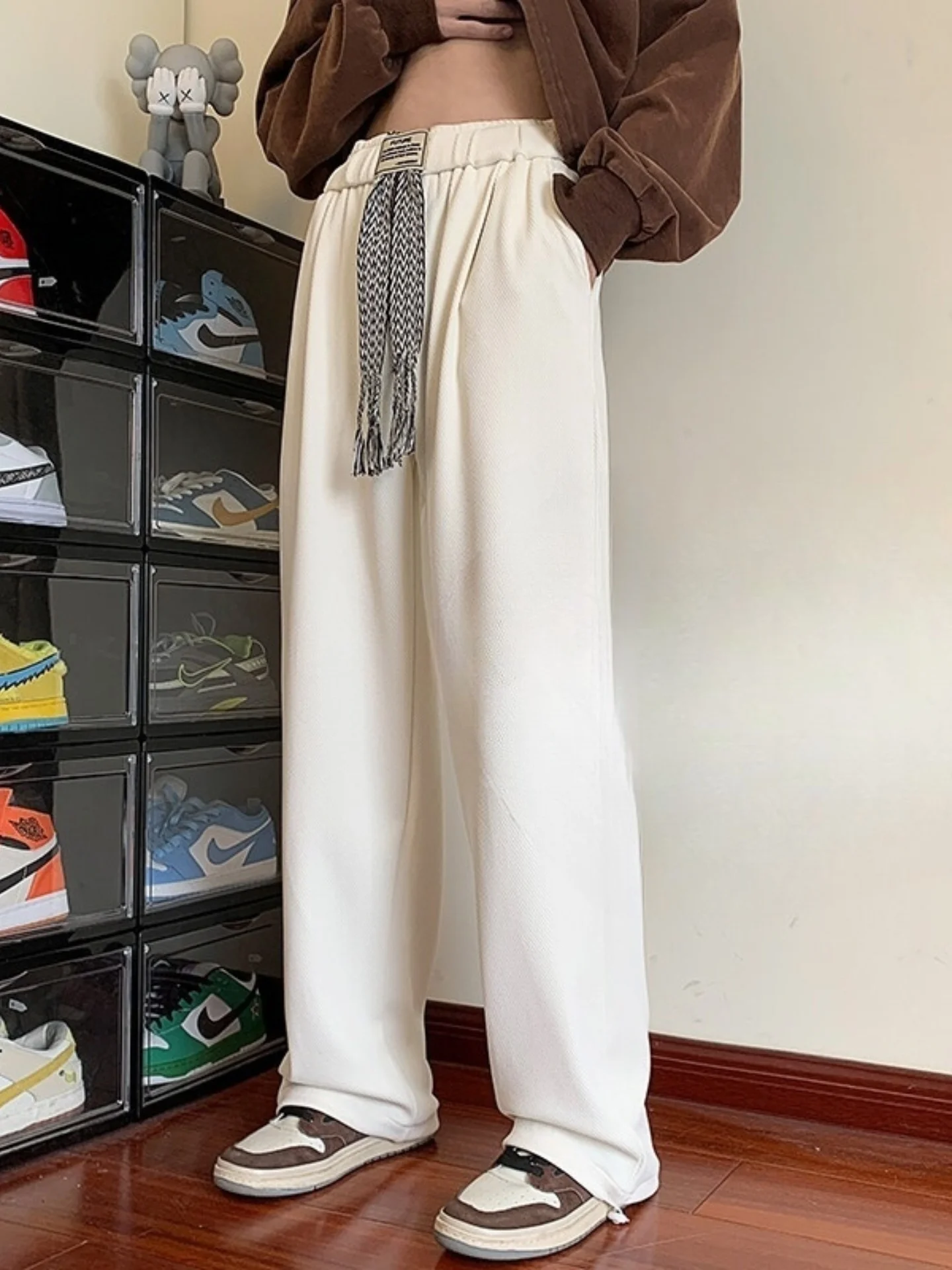 

Men's Early Autumn Straight Leg Casual Pants American Sle Trendy Thi Rope Weave Belt Cleanfit Casual Long Pants Versatile