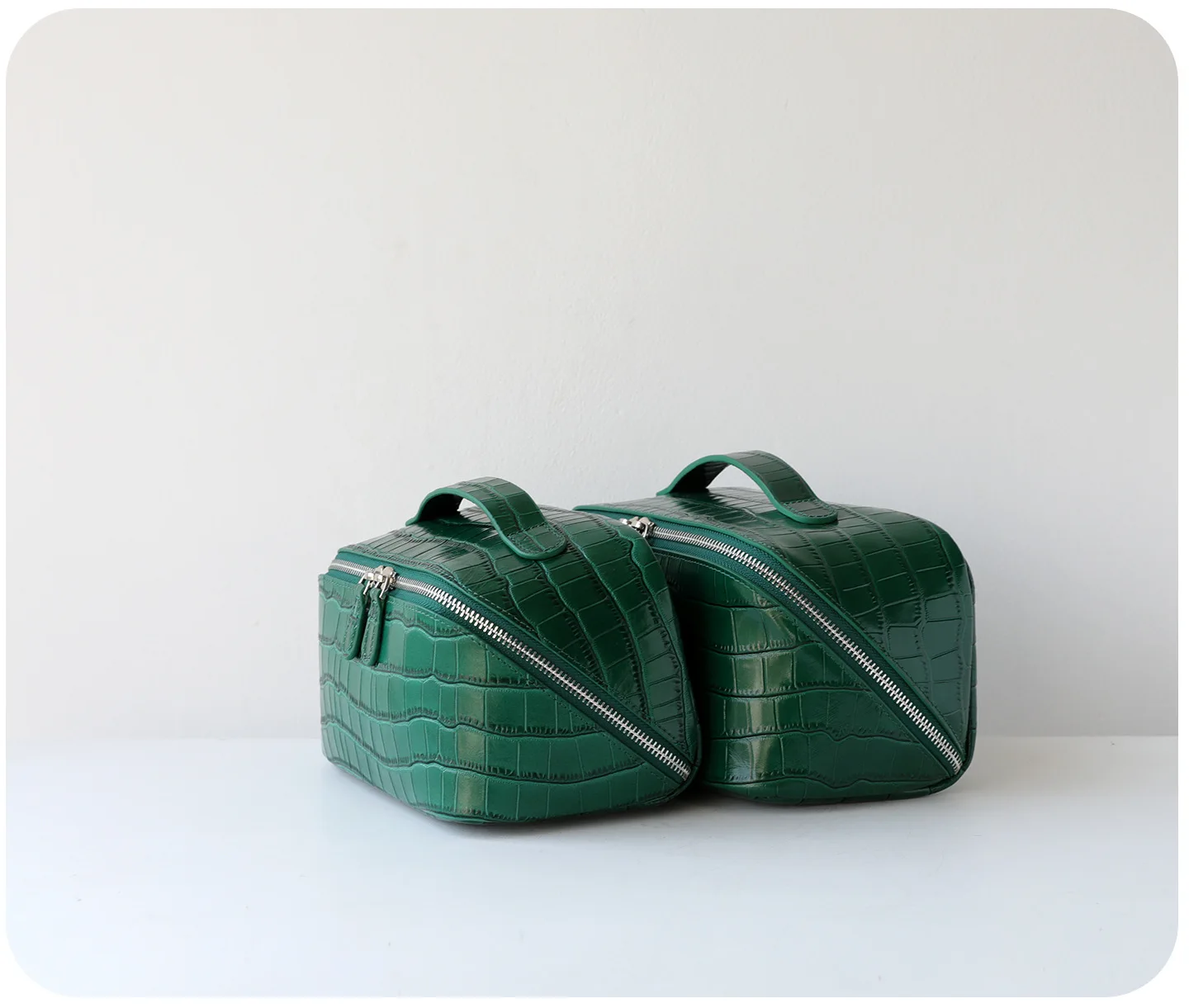 Waschtasche aus echtem Leder mit Krokodilstruktur, großes Fassungsvermögen, Reise-Kosmetik- und Toilettenartikel-Organizer, Damentasche, Make-up-Tasche, Luxustasche – Detail 9
