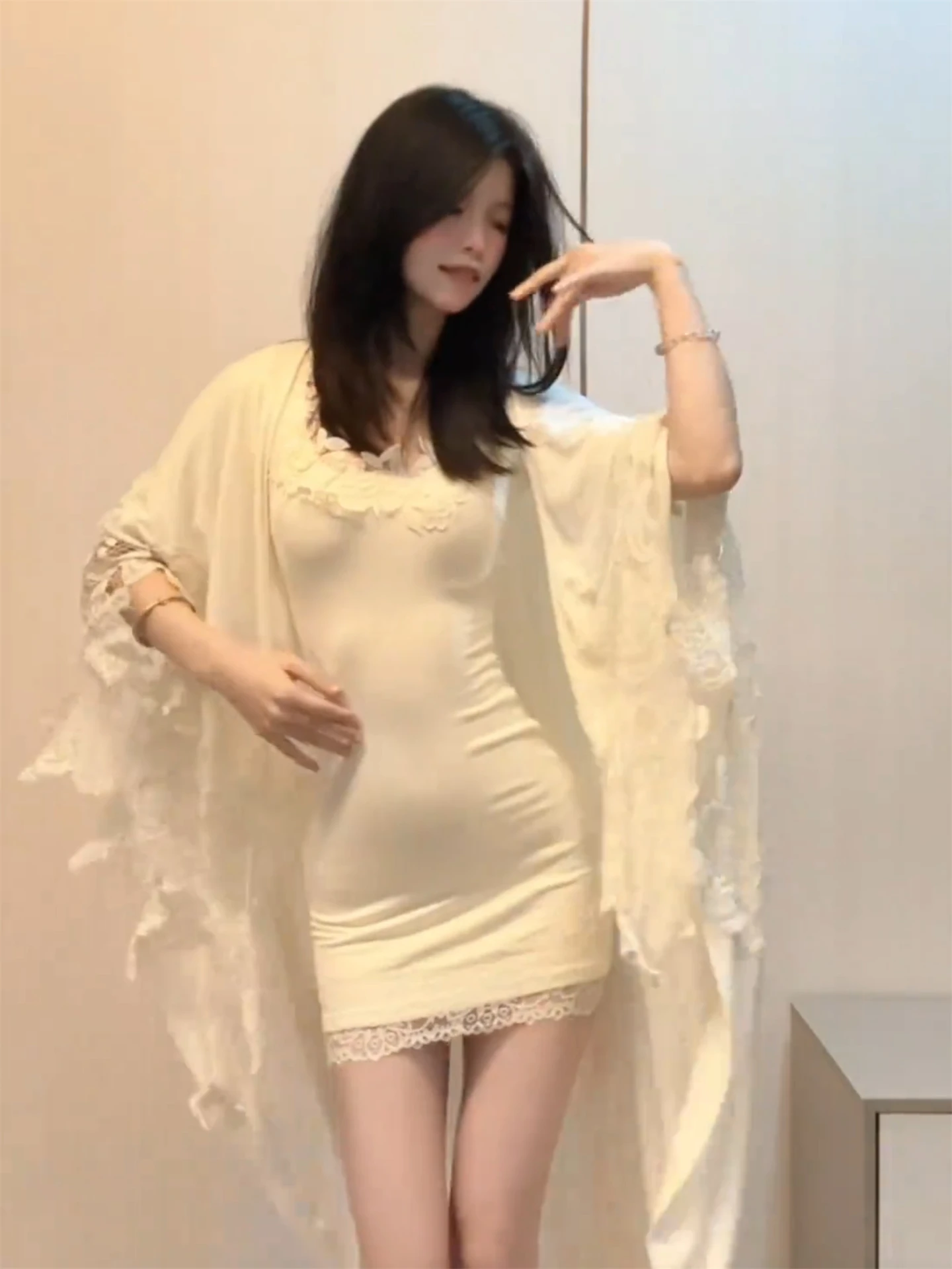

Комплект Ele Lace Splicing Dr And шило, женский модный корейский зимний наряд Pure Desire, тысяча золотых монет Ense...
