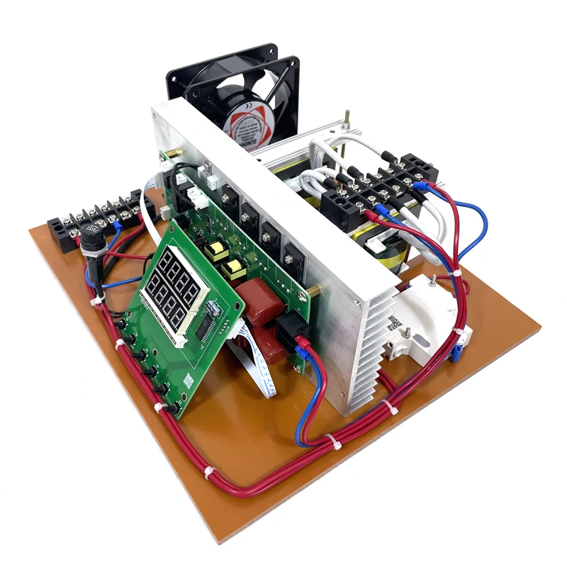 2000 واط 20 كيلو هرتز إلى 40 كيلو هرتز الموجات فوق الصوتية خزان الغسيل محرك الطاقة لوحة دوائر كهربائية محول مولد رقمي Pcb