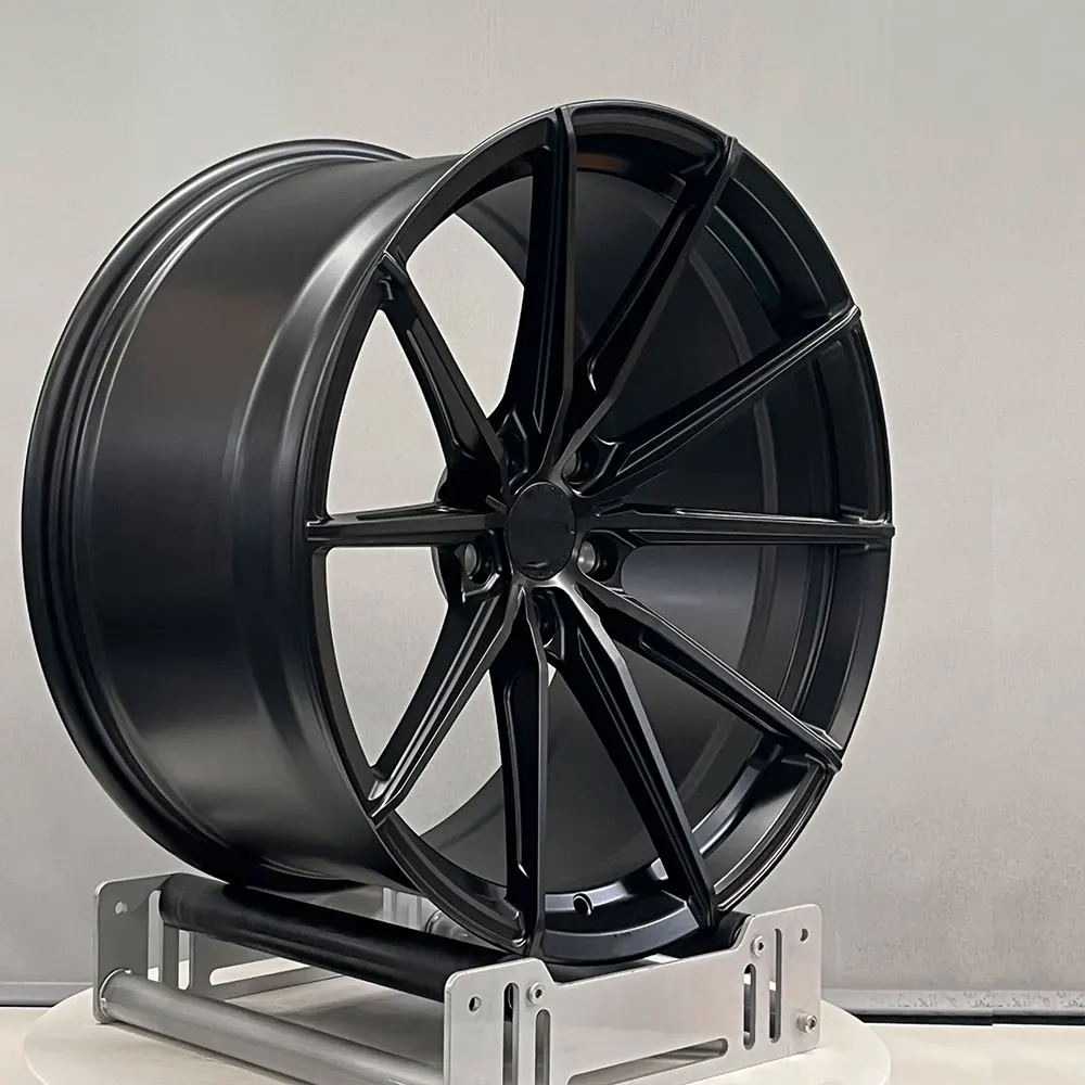 

Factory Direct Forged Aluminum Alloy One Piece Hub Rim, Gloss Black, OEM ODM