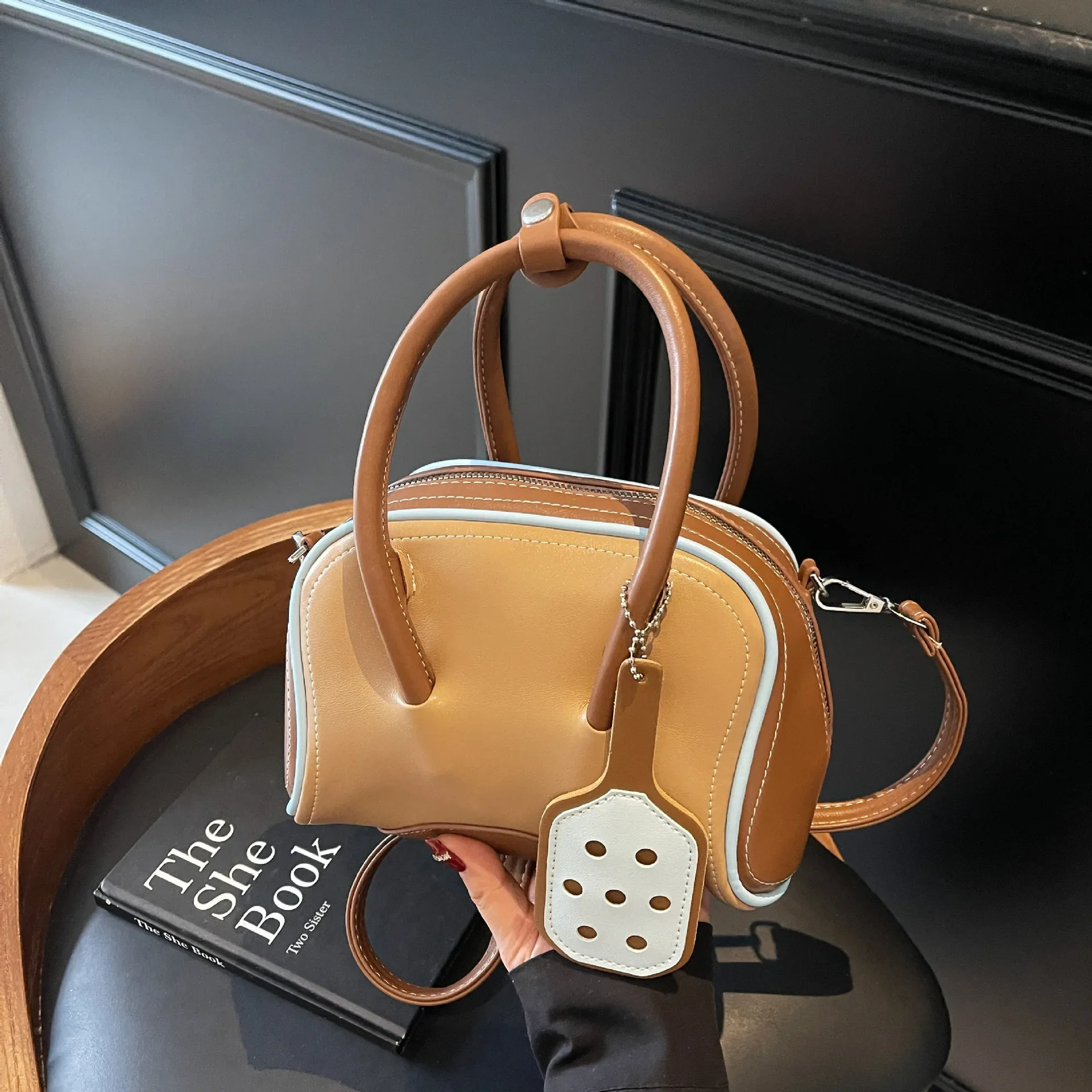 Temperament Contrasting Color Handbag Spring Autumn New Fashion Simple Bowling Bag Versatile Commuting High-end Crossbody Bag