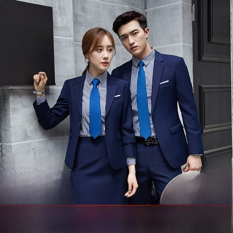 

Мужской костюм-тройка в корейском стиле для свадьбы, работы, деловых встреч и официальных мероприятий.