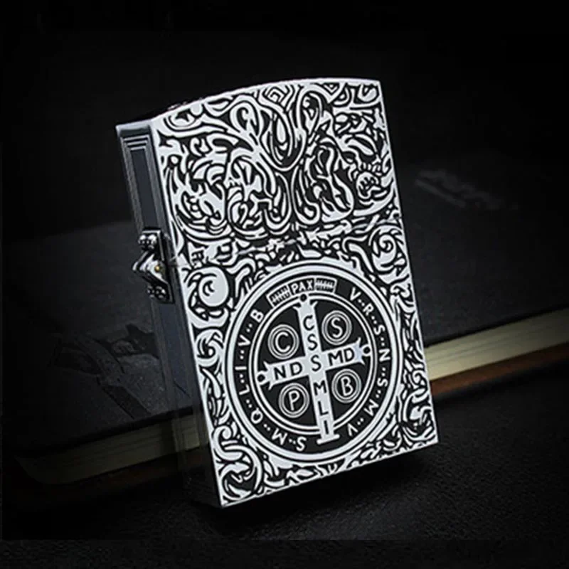 1:1 Limited ZORRO Edition Oversized Kerosene Lighter Metal Personality Constantine Creative Heavy Armor Oversized Lighter Gift