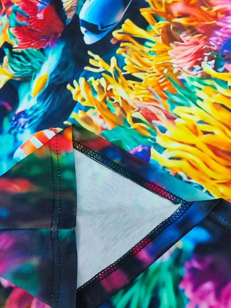 Damska koszulka plus size z nadrukiem 3D podwodnego świata, luźna i modna koszulka z krótkim rękawem, miękka i wygodna.