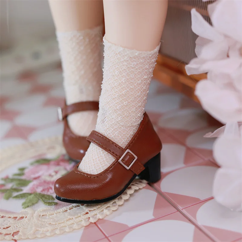 D04-P001 children handmade toy 1/4 doll BJD/SD doll's Accessories Straight button thick high heels 1pair