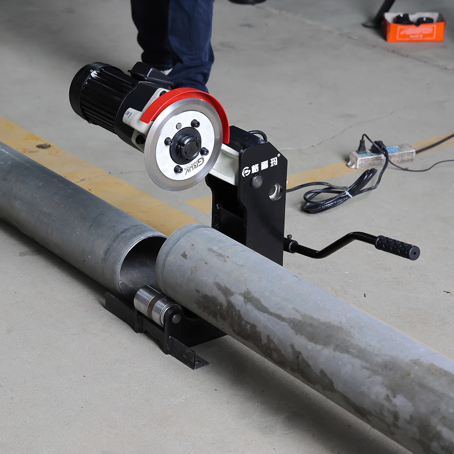 Tagliatrice idraulica per tubi in acciaio da 8 pollici