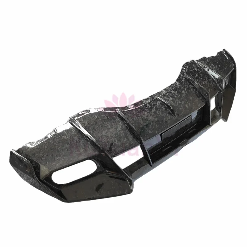 High quality M-style forged carbon fiber rear diffuser for Lamborghini Huracan LP610 LP580 body kit front bumper side skirts