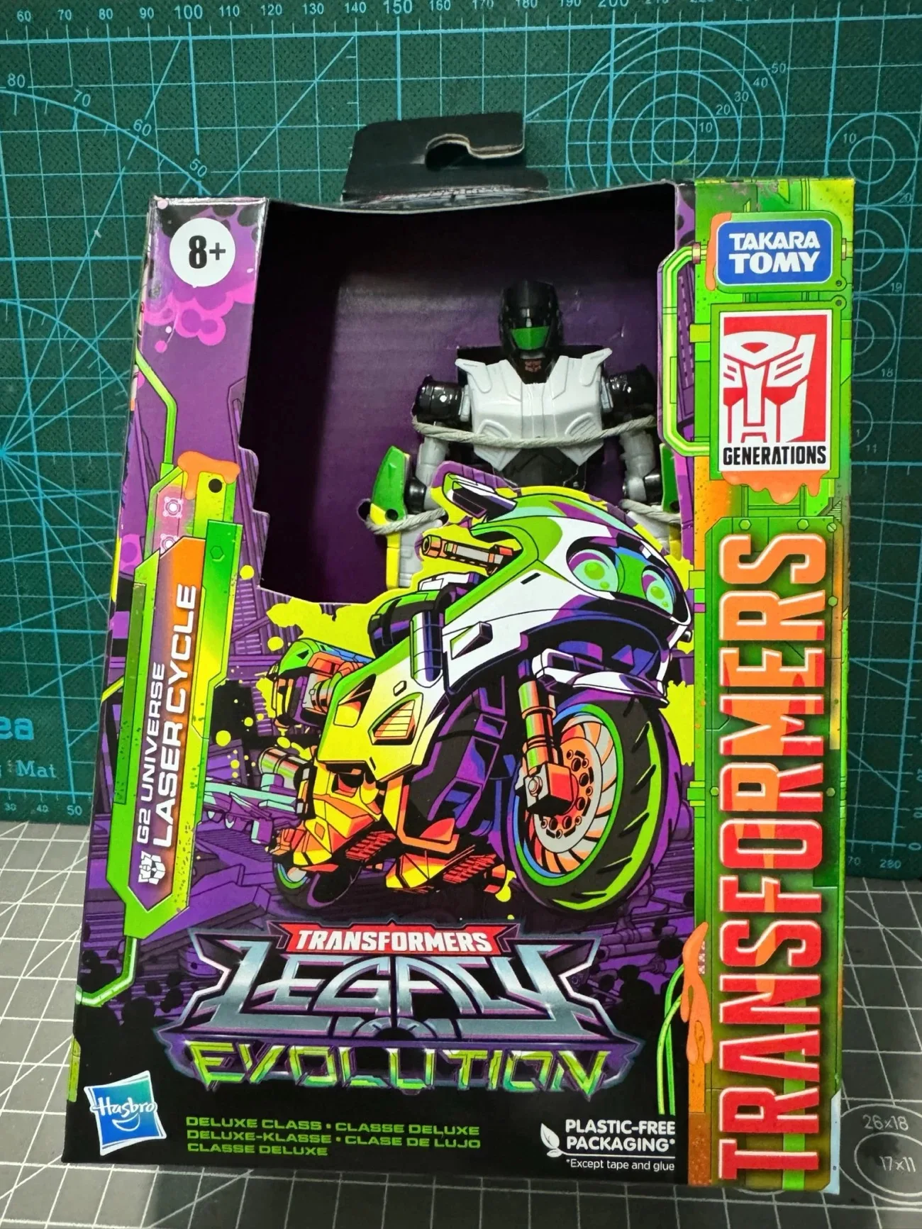 Disponibile Hasbro Trasformazione Giocattoli Legacy Evolution G2 Laser Ciclismo Modello di moto Deformazione Robot Action Figure Regalo
