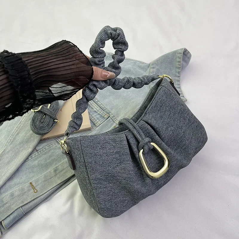 

2025 Summer New! Simple Pleated Sweet Women's Bag - Cloud-Shaped Niche Underarm Bag, High-End Textured Design