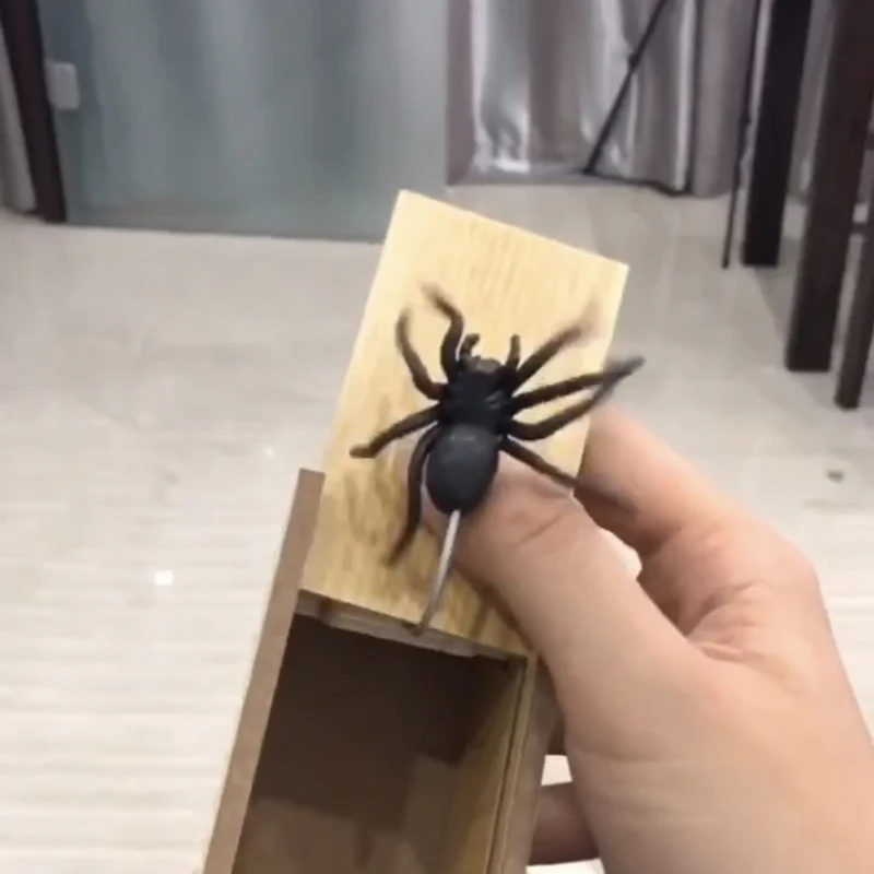 木箱スパイダートリックおもちゃ面白い遊びジョーク怖がらせるおもちゃ箱トリック人々を怖がらせるおもちゃハロウィーンホリデー怖いホラーおもちゃ