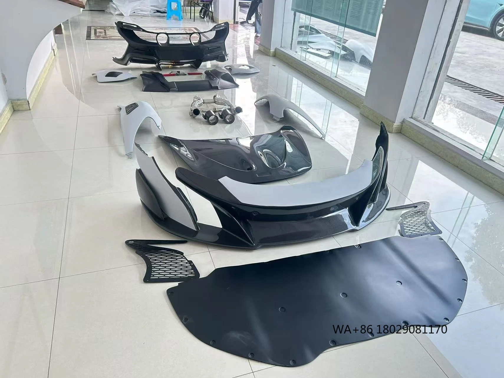 

Hot Sale 675LT Style Semi-Carbon Fiber Wide Body Kit for MP4-12C 650S